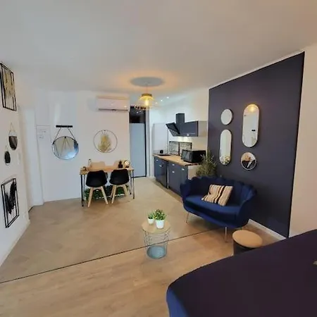 Le Very Cozy